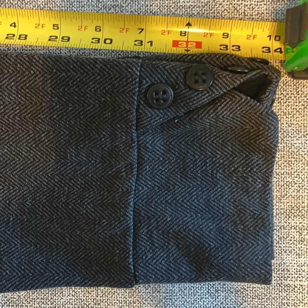 Trina Turk Cropped Pants - Picture 8 of 9